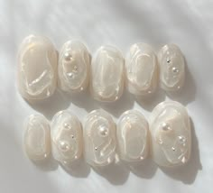 Pearl Nail Art, Pearl Nail, Asian Nails, Pretty Gel Nails, Really Cute Nails, Pearl Nails, Soft Nails, Bridal Nails, Dream Nails