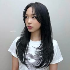 Curtain Bangs Long Hair Layers Straight Hair Asian, Asian Layered Hair Straight, Asian Layered Hair Medium Straight, Long Layered Hair Asian Straight, Layered Hime Cut With Bangs, Hair Inspo, Color Me, Cool Hairstyles