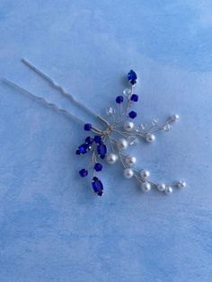 Meet our new design - the silver blue hair pin with blue rhinestones, glass beads and pearl beads. We made it from silver colored wire, different shapes of glass beads and pearl beads. Add some extra glam to your look with the unique design of the silver blue hairpiece with buds in clusters. Perfectly suitable for bridal or prom hairstyle, this gorgeous silver blue hair stick will complete your wedding day look. Add a touch of bohemian style to your hair and glam up your outfit. Soft, flexible a Blue Hairpiece, Silver Blue Hair, Sky Blue Hair, Blue Hair Pins, Blue Wedding Hair, Bridal Hair Pin, Prom Hairstyle, Bridesmaid Hair Accessories, Something Blue Wedding