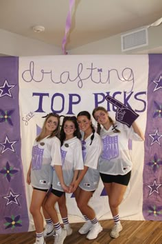 Football Themed Bid Day Sorority, Sorority Football Theme, Football Big Little Reveal Sorority, Drafting The Best Bid Day, Football Bid Day Theme, Tri Delta Bid Day Themes, Tri Sigma Bid Day, Bid Night Themes, Bud Day Themes Sorority