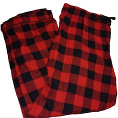 Men's Red/Black Plaid Pajamas Pants With Drawstring And Elastic Waist Size Xxl Nwt Christmas Pj Pants, Tartan Plaid Christmas, Penguin Pajamas, Buffalo Plaid Pajamas, Christmas Pajama Pants, Mens Lounge Pants, Pajamas Pants, Plaid Pajama, Family Pajama Sets