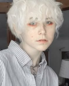 Short White Blonde Hair Aesthetic, Male Face Claims White Hair, Boy With Platinum Blonde Hair, White Hair Boy Aesthetic, Young Man Haircut, Man Haircut Short, White Fluffy Hair, White Haired Boy, Fluffy White Hair