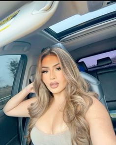 Full Blonde Balayage On Dark Hair, Blonde Hair From Brown, Blonde Hair On Mexican Women, Balyage Long Hair, Hairstyle Balayage, Pink Tiktok, Brunette Girls