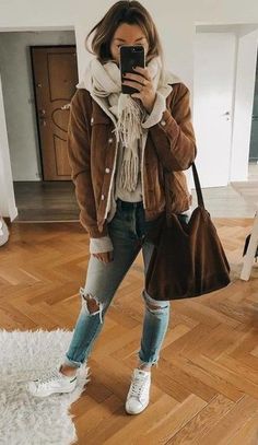 50 casual outfits for winter  #Casual #Outfits #Winter Trendy Winter, Fashion Blogger Style, Cute Winter Outfits, Winter Trends, Cute Fall Outfits, Outfits Winter, Casual Winter Outfits