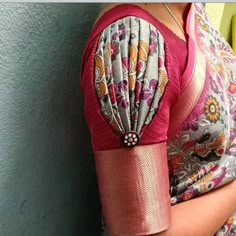 Pattern Blouse For Cotton Saree, Blouse Hands Design Models, Blouse Patch Work Designs, Blouse Degine, Latest Fashion Blouse Designs, Kalamkari Blouse Designs, Aari Blouses, Saree Function, Latest Blouse Neck Designs