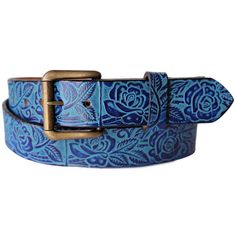 Our Rose Garden leather belt features a beautiful rose pattern that is both contemporary and a little bit western, making it the ideal belt for jeans. -Made from premium full-grain American cowhide and built to last. Won't rip, split or peel apart like store-bought impostors!-Oh Snap! Belt comes included with a stylish plain buckle attached with a durable snap allowing for interchangeable belt Buckles.-Belts are custom-sized with a range of 5 holes when ordered.-Handcrafted in the heart of Pike Aesthetic Belts, Cute Belts, Girly Cowgirl, Rose Belt, Tuff Fits, Rodeo Belt, Western Leather Belt, Cowgirl Life, Belt For Jeans