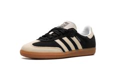 Mule Shoes Outfit, Stripes Branding, Adidas Sl 72, Samba Outfit, Cream Design, Winter Fashion Outfits Casual