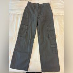 - Hollister - Cargo Pants - Never Worn Hollister Cargo Pants, Cargo Pants Color, Hollister Pants, Pants Color, Cargo Pants, Hollister, Pant Jumpsuit, Wide Leg, Pants For Women