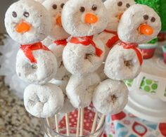 snowman marshmallows in a glass vase