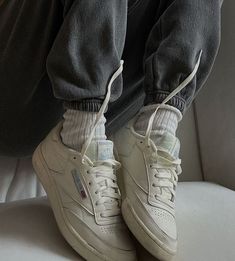 reebok club c 85 outfit joggers beige aesthetic grey sneakers outit fashion style 2021 minimalist neutral simple outfit Reebok Club C 85 Outfit, Club C 85 Outfit, Reebok Outfit, Reebok Club C 85 Vintage, Club C 85 Vintage, White Sneakers Outfit, White Reebok