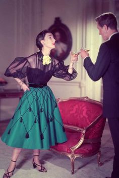 National Drink Wine Day, Drink Wine Day, Party Dress Inspiration, Chin Chin, Drink Wine, Vintage Cocktail