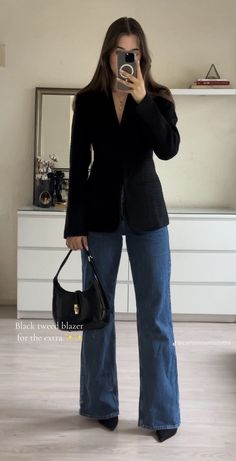 Heels Outfit Aesthetic, Long Sleeves Outfit, Sleeves Outfit, Black Heels Outfit, Black Blazer Outfit, Outfit Blazer, Outfit Elegant, Professional Outfits Women, Winter Fashion Outfits Casual