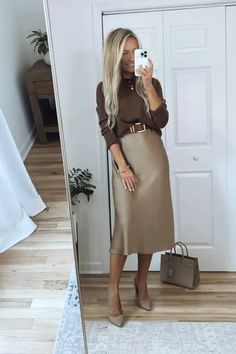 Professional Social Worker Outfits, Meeting Refreshments Ideas, Business Casual Winter Outfits For Women, Church Outfits For Women, Modest Work Outfits, Fall Work Wear, Ltk Outfits, Office Jobs, Work Closet