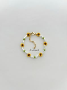 Sunflower Pearl Bracelet Anklet Bead Jewelry Gift for Her - Etsy Turkey Diy Beaded Anklet Ideas, Diy Bead Bracelet Ideas, Beaded Accessories Ideas, Anklet Pattern, Sunflower Beaded Bracelet, Beaded Pearl Bracelets, Sunflower Gift Ideas, Diy Pearl Bracelet, Diy Anklet