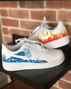 Luxury Benz, Artsy Shoes, Shoe Business, Shoe Painting, Painted Shoes Diy, Custom Sneakers Diy, Shoe Makeover, Custom Painted Shoes, Custom Shoes Diy