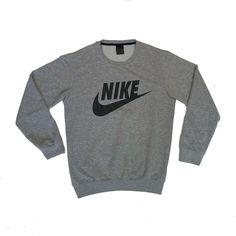 Vintage 90s Nike swoosh logo grey black crew neck sweater size medium size label faded, fits as a medium or oversized small Pit to pit: 22" Pit to cuff: 23" Collar to hem: 27" Fitness Style, Nike Outlet, Nike Swoosh Logo, Nike Free Run, Nike Free Runs, Looks Style, Mode Inspiration, Sport Wear, Athletic Wear