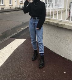 Docs With Bootcut Jeans, Doc Martens And Jeans Black Skinnies, Dr Marten Outfits Winter, 80s Doc Martens Outfit, Doc Marten Formal Outfit, Dr Martin Winter Outfit, Cardigan Doc Martens Outfit, Doc Martin Skirt Outfit Winter