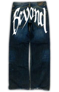 Baggy Jeans For Women, Fashion Vocabulary, Diy Fashion Clothing, Painted Jeans, Designer Jeans, Streetwear Outfit