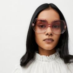 Dive Into A Nostalgic Journey With Urban Outfitters' Willow Oversized Hexagon Sunglasses, Where The '70s Aesthetic Meets Contemporary Chic. These Frames, Bathed In A Delicate Pink, Are Not Merely An Accessory; They're A Statement Of Style, Echoing The Bygone Era Of Disco And Rebellion With A Modern Twist. - Material Composition: Crafted From 95% Polycarbonate With A Hint Of Brass, Ensuring Both Durability And A Lightweight Feel. - Optics: The Oversized Hexagonal Lenses Don't Just Flirt With Fash The 70s Aesthetic, 70s Sunglasses, Hexagon Sunglasses, 70’s Style, Sunglasses Pink, 70s Aesthetic, High Fashion Editorial, Urban Outfitters Accessories, Boho Grunge