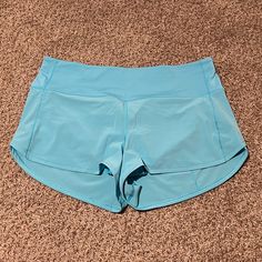 Speed Up Hr 2.5" Shorts Size 12 In Electric Turquoise. Washed In Cold Water And Hung Dry But Never Worn As It's Not Flattering On Me. Teal Lululemon Shorts, Lululemon Outfit, Teal Nikes, Lululemon Outfits, Oc Inspo, Shorts Lululemon, Casual Preppy Outfits, Lululemon Shorts, School Fits