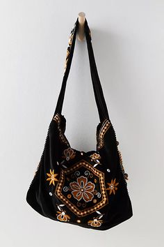 Free People Bag, Spirit Bags, Slouchy Bag, Slouchy Style, Earthy Outfits, Boho Bags, Charity Shop, Pretty Bags, Embroidered Bag