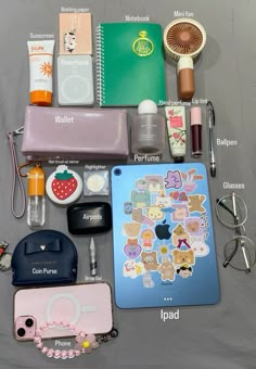 #whatsinmybag Mochila Kpop, Beauty Is Pain, Road Trip Bag, Airplane Travel Essentials, Backpack Essentials, Travel Bag Essentials