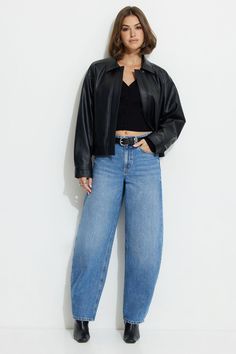 Meet June—the high-waisted horseshoe jeans made from a non-stretch denim and designed with curved legs that taper at the ankle for a relaxed silhouette. Features - High-rise - 5-pocket styling - Zipper fly Size & Fit - Relaxed fit - Curved wide legs - Rise: 11.75" - Inseam: 31" Materials & Care - 75% Cotton, 25% Organic Cotton - Machine wash cold, inside out - Imported High Rise Jeans Outfit, Horseshoe Jeans, Curves Workout, Wide Legs, High Rise Jeans, Trouser Pants, Jean Outfits, Jeans Shop, Jeans Pants