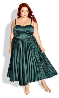 Emerge to the ball in the emerald Ahanna Dress. Shop our full range of plus size occasion dresses online at City Chic. Moh Duties, Emerald Dresses, City Chic Dresses, Formal Occasion Dress, Dresses Date Night, Mid Length Dress, Plus Size Bridesmaid, Long Midi, Plus Size Formal Dresses