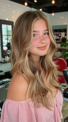 Highlight Hair Color Blonde, Hair Frame Highlights, Highlight Dimension Hair, Face Framing Highlights On Blonde Hair, Highlighted Face Framing, Face Framing Highlights Blonde Hair, Balayage Hair With Face Framing, Blonde Highlights With Face Framing, Blonde Highlights Inspiration