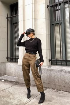 Cargo Pants Winter Outfit, Pants Winter Outfit, Cargo Pants Winter, Cargo Jeans Outfit, Best Cargo Pants, Cargo Pants Outfit Women, Cargo Pants Outfits