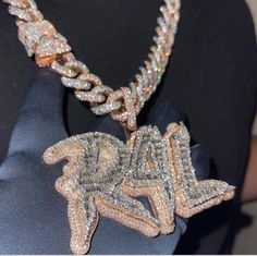 Luxury Iced Out Link Chain Necklace, Iced Out Chain Link Jewelry For Streetwear, Luxury Iced-out Gold Chain Necklace, Luxury Iced-out Cuban Link Necklace For Gifts, Iced Out Pendant For Streetwear, Diamond Watches For Men, Bling Ideas, Vvs Diamond, Diy Gifts For Him