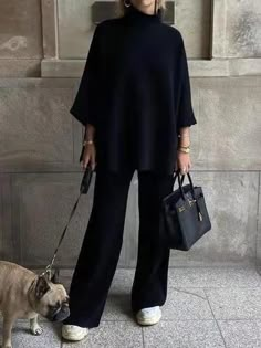 Wide Leg Pants Outfit, Leg Pants Outfit, Knitted Suit, Mode Casual, Loose Outfit, Black Suits, Knit Set, Plus Size Casual, Black Outfit