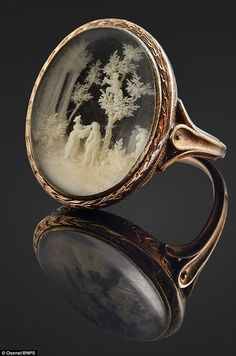 A gold ring given by a youthful Napoleon Bonaparte to his first love has sold for £25,000 after it was unearthed by her family over 200 years later Ivory Ring, Napoleon Bonaparte, Beautiful Objects, Cameo Jewelry, Ancient Jewelry, Funky Jewelry, Fantasy Jewelry, Jewelry Inspo, Dream Jewelry