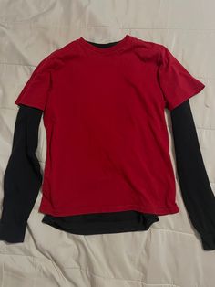 Red T Shirt, Red T, Red Shirt, Fashion Killa, Aesthetic Clothes, Fashion Inspo Outfits, Cool Outfits