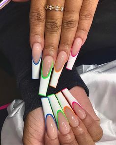 Butterflies Pink, Nails Stiletto, Long Acrylic Nail Designs, Diy Acrylic Nails, Ombre Acrylic Nails, Colored Acrylic Nails, Dope Nail Designs