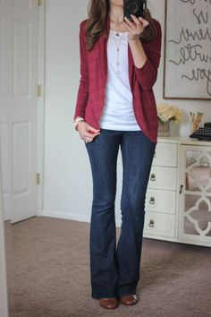 Ok I need this cardigan Cardigan Outfit Work, Best Cardigans, Girls Joggers, Stitch Fix Outfits, Black Leather Pants, Stitch Fix Stylist, Drape Cardigan, Outfit Jeans, Red Cardigan