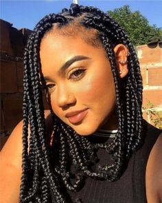 Simple Braids For Medium Length Hair, Medium Box Braids Medium Length, Medium Length Braid Styles, Shoulder Braids For Black Women, Simple Braids For Black Women Ideas, Medium Sized Braids For Black Women, Medium Box Braids Shoulder Length, Medium Box Braid Styles, Medium Short Box Braids