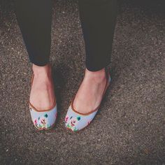 Blue Jutti, Jimmy Choo Cinderella Shoes, Keep Me Stylish, White And Pink Roses, Boho Tote Bag, Bridal Sandals