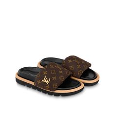 Louis Vuitton Slides, Lv Slippers, Louis Vuitton Heels, Expensive Shoes, Shoes Heels Classy, Cute Shoes Heels, 2023 Ss, Red Louboutin