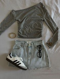 Basic Outfits For School, Day Out Outfit, Fit Outfits, Preppy Fits, Summer 25, Everyday Fits, Aesthetic Things, Fall Fits