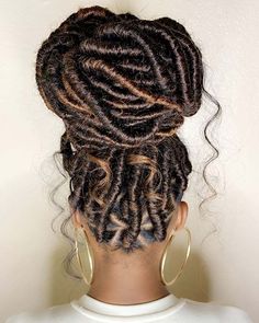 Twist Braid Hairstyles, Box Braids Styling, Girls Hairstyles Braids, African Braids Hairstyles, Braided Hairstyles For Black Women, Locs Hairstyles, Box Braids Hairstyles, Popular Hairstyles