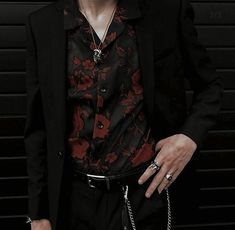 Goth Outfits Men, Goth Fashion Men, Woodland Goth, Gothic Fashion Men, Twice Members, Goth Culture, Goth Styles, Types Of Goth, Gothic Literature