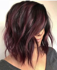 Burgundy Balayage, Trendy We Fryzurach, Maroon Hair, Rambut Brunette, Messy Bob, Messy Bob Hairstyles, Dark Red Hair, Choppy Bob Hairstyles, Red Highlights