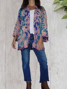 Short kimono jacket, made of Indian fabric. You can use it as a cover-up in any occasion, and add a pop of colour to your outfits with jeans, leggings and dresses.  * PLEASE READ * MEASUREMENTS, approx: - length:70 cm / 27 in - sleeve length: 41 cm/ 16 in - sleeve width:  24 cm / 9 in - back (seam to seam): 51 cm / 20 in VIDEO: colours of item cannot be worked, colours are a bit saturated. GENERAL ITEM DESCRIPTIONS: -Bear in mind that photos may be slightly different from actual item in terms of Casual Fall Cover-up With Kimono Sleeves, Bohemian Long Sleeve Outerwear For Spring, Casual Blue Kimono For Festival, Casual Blue Wrap Kimono, Bohemian Outerwear With Pockets Relaxed Fit, Trendy Long Sleeve Festival Outerwear, Casual Fall Wrap Cover-up, One-size Long Sleeve Outerwear For Festivals, Casual Printed Wrap Cover-up