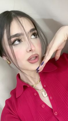 Jacqui Valdez, Blouse Outfit Casual, Dubai Aesthetic, Latest Mehndi Designs, Selfie Ideas Instagram, No Eyeliner Makeup, Mehndi Designs For Hands, Long Prom Dress, Aesthetic Girl