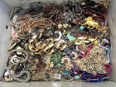 20 BIG POUNDS Jewelry Lot VTG Mod Junk Craft Good Wear Resell MIXED In TANGLED Tangled Jewelry, Old Jewelry Crafts, Vintage Modern Jewelry, Mod Jewelry, Auction Catalog, Modern Costumes, Vintage Modern Style, Junk Jewelry, Junk Art