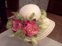 Kentucky Derby Hat Flower Hat Diy, Kentucky Derby Party Hats, Hats With Flowers, Derby Hats Diy Ideas, Derby Hats Diy, Decorated Hats