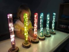 Light Board Ideas, Diy Creche, Snoezelen Room, Preschool Tables, Sensory Gym, Childcare Rooms, Rainbow Activities, Light Unit, Sensory Motor