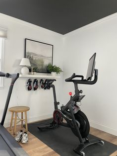 Spare Bedroom to Home Gym Transformation - Sima Spaces Home Workout Rooms, Small Spare Bedroom, Bedroom Home Gym, In Home Gym, Peloton Tread, Modern Home Gym, Gym Transformation, Hanging Ladder