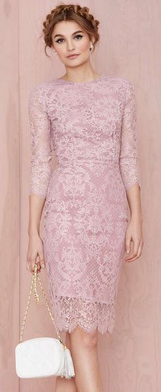 Pink Pencil Dress, Baju Kahwin, Mode Rose, Lace Pink Dress, Pencil Dress, Look Chic, A Dress